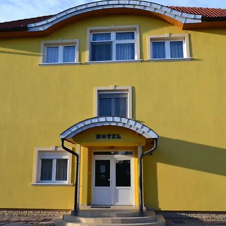 Apartahotel Leier Business 3*