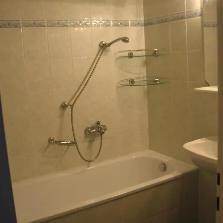 Aparthotel Leier Business