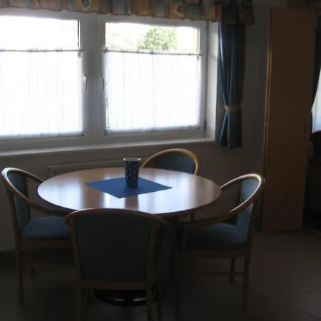 Aparthotel Leier Business 2*