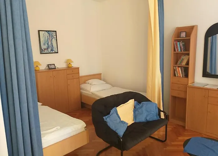Leier Business 3* Gönyů