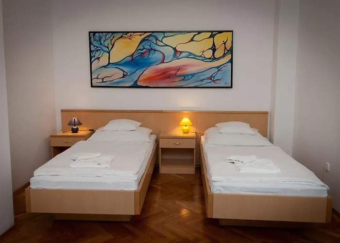 Leier Business Gönyů