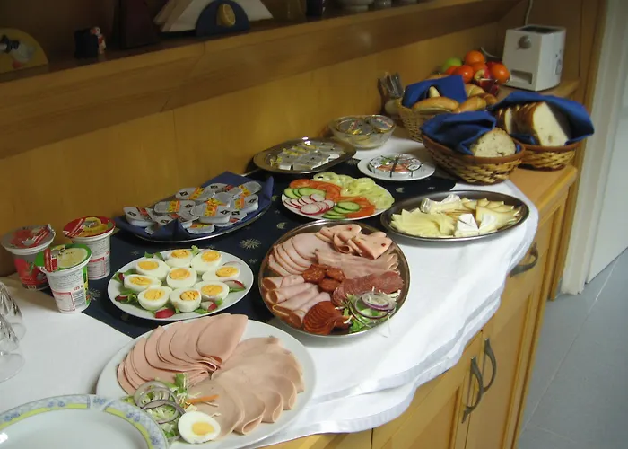 Leier Business 3* Gönyů