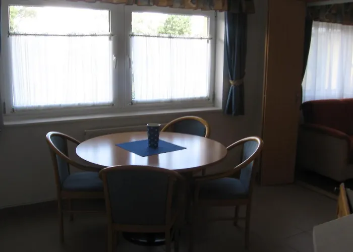 Apartmanhotel Leier Business 3*